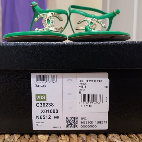 Chanel Thong Sandals - Picture 3 of 5